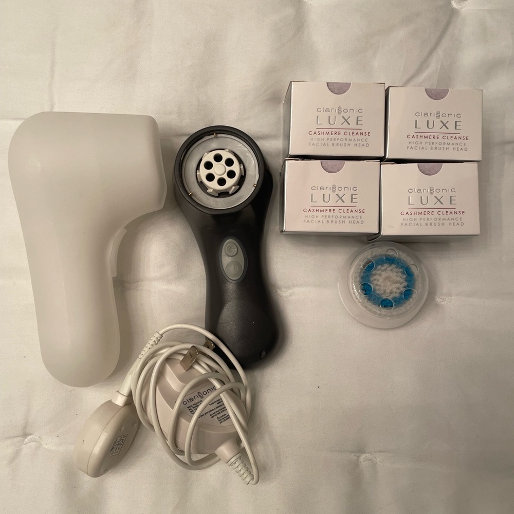 Clarisonic Mia 2 facial cleansing set
